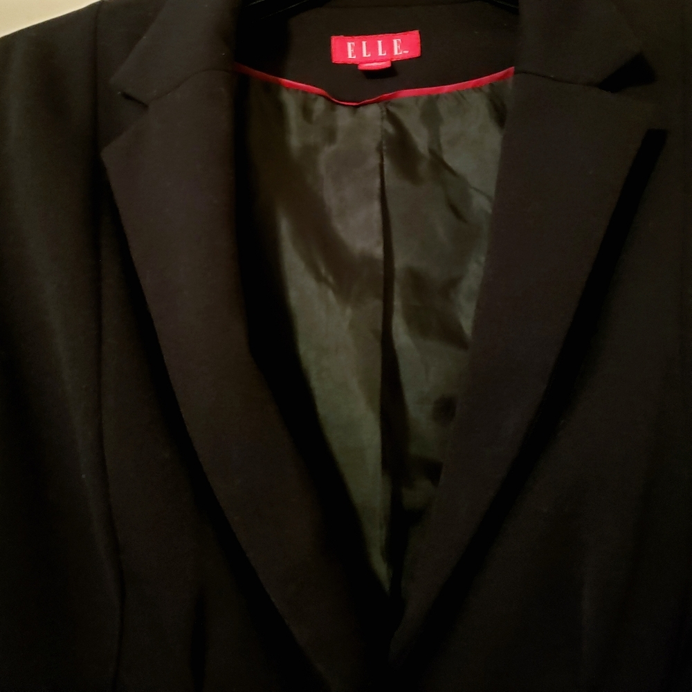 Elle women's size 8 black blazer - Picture 5 of 11